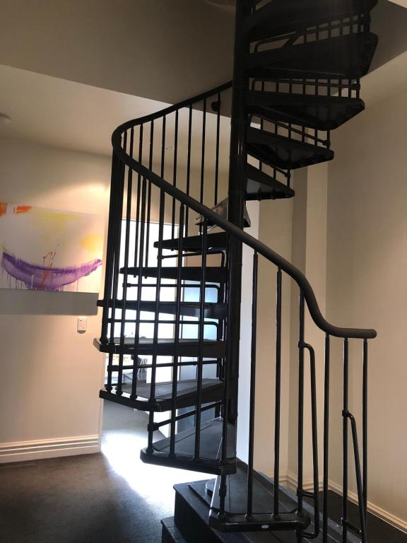 Bond Street Apartment Luxury 3 Bedroom - Resim 16