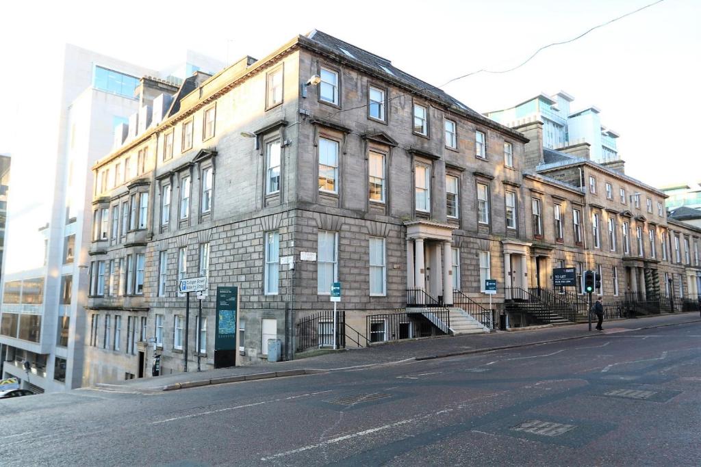 Dreamhouse Apartments Glasgow St Vincent Street