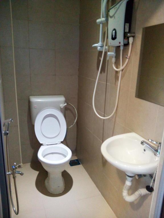 Koupelna v ubytování BINKHALED HOTEL