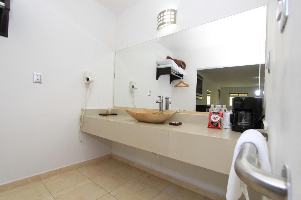 Kuchyň nebo kuchyňský kout v ubytování Hotel 5 inn