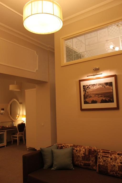 Posezení v ubytování Collage Pera Hotel