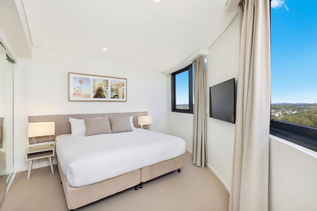 Postel nebo postele na pokoji v ubytování Breeze Mooloolaba, Ascend Hotel Collection