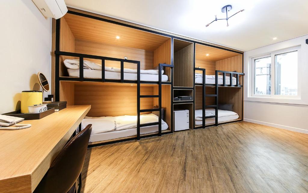Busan Station BUSAN VIEW HOTEL - Deluxe Family Room
