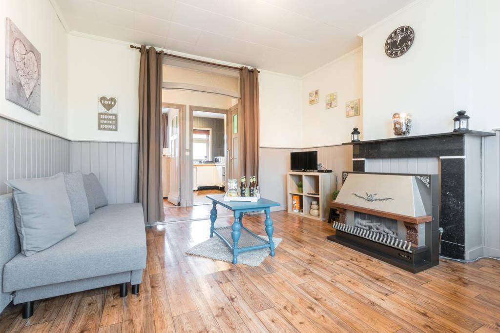 Charmant appartement met zicht Damse vaart @Brugge - One-Bedroom Apartment