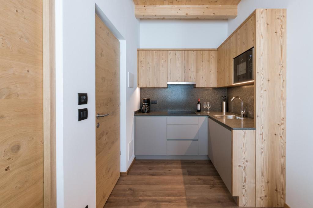 A kitchen or kitchenette at Les Pizades