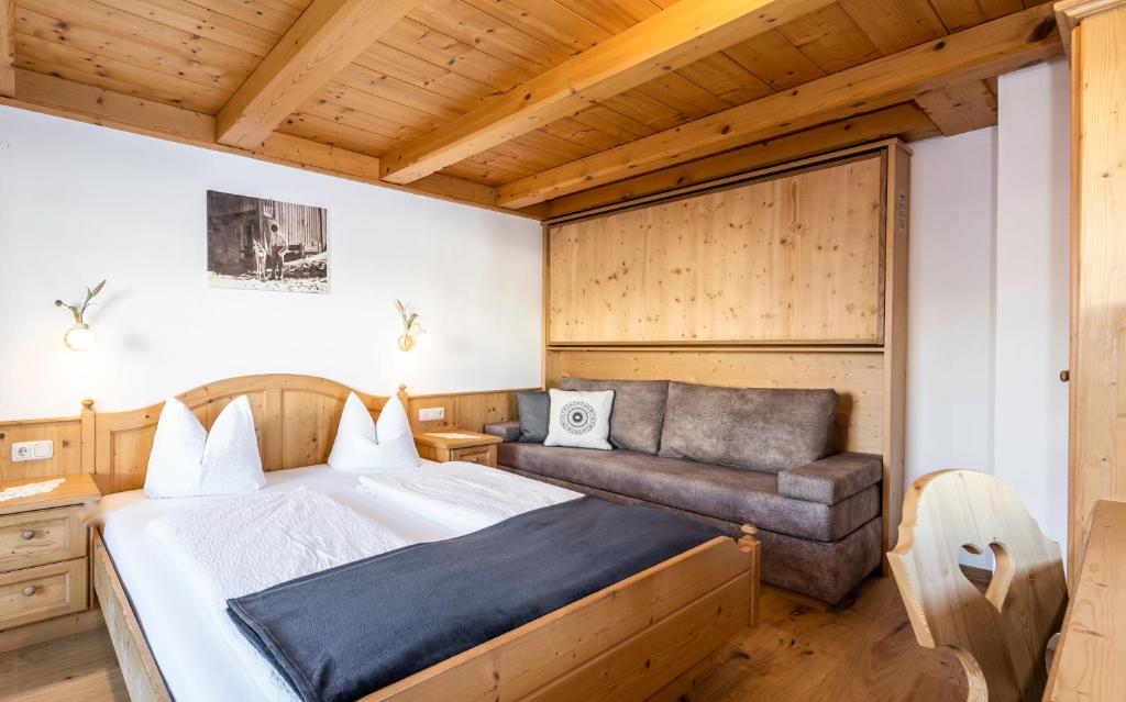 Postel nebo postele na pokoji v ubytování Christernhof