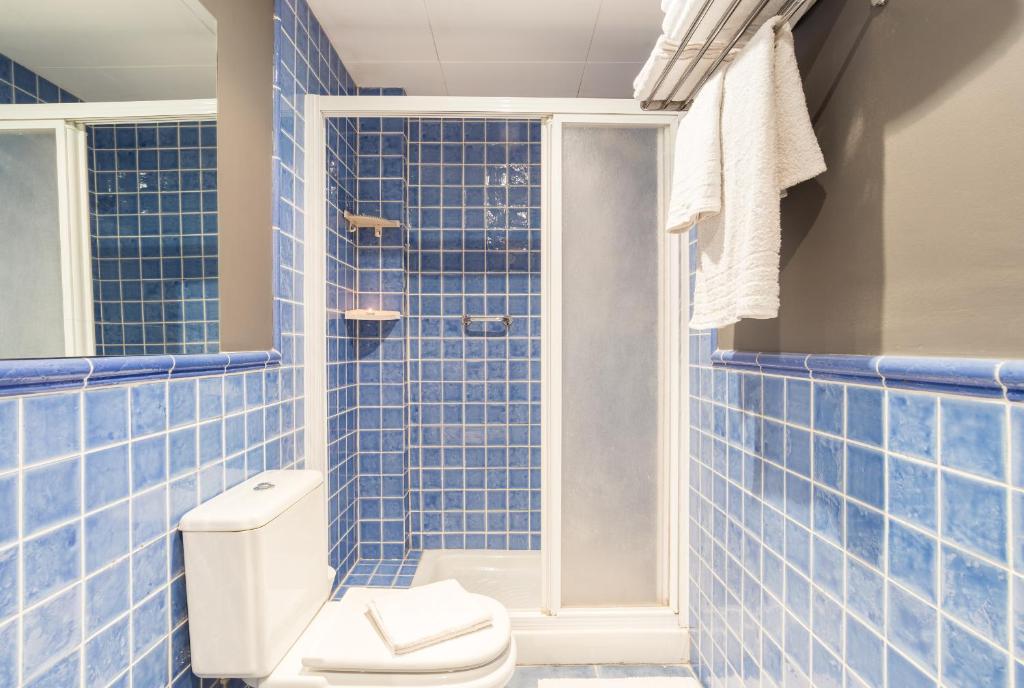 Zdjęcie z galerii obiektu GR0-Quiet apartment, Private backyard, Walk to Old Town w Maladze