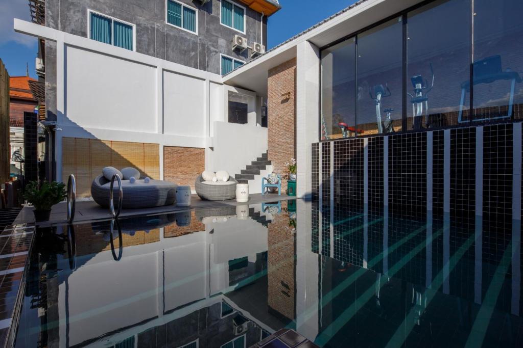 Chala Number 2 Art and Gallery - Resim 23