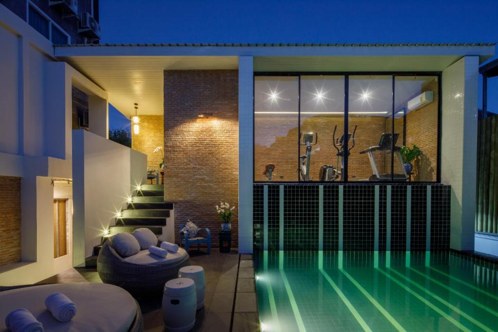 Chala Number 2 Art and Gallery - Resim 40