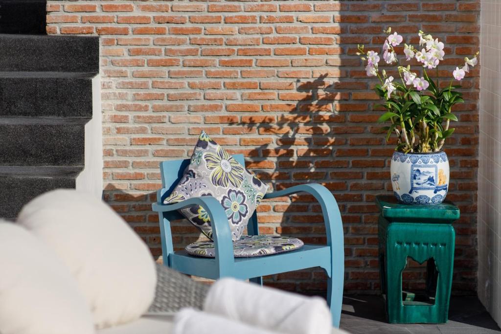 Chala Number 2 Art and Gallery - Resim 38