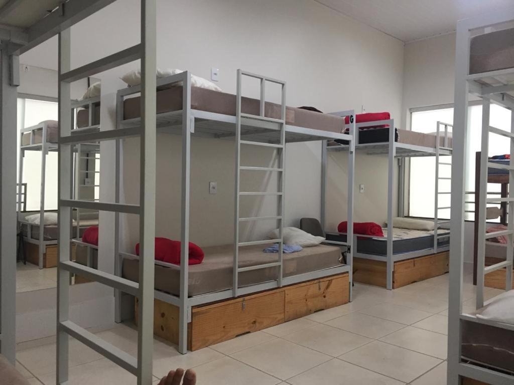  Hostel Escarpas do Lago