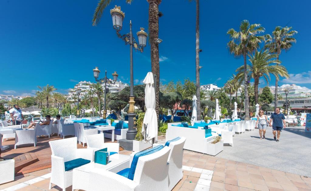 Apartment Puerto Banús Luxury RDR143, Marbella, Spain ...