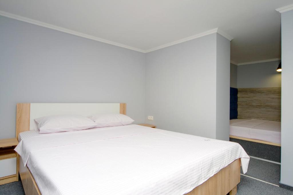 Grand Apartments - Duplex Apartment