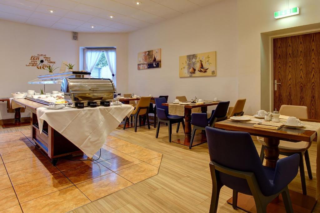 Sure Hotel by Best Western Ambassador Duesseldorf - Resim 21