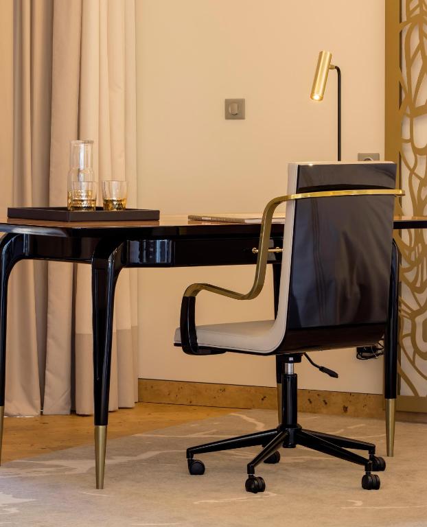 Savoy Palace - The Leading Hotels of the World - Savoy Signature