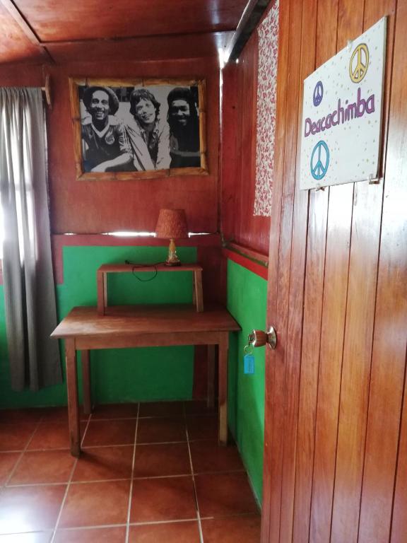 Lazy Crab Hostel - Habitación Doble Con Cama Supletoria