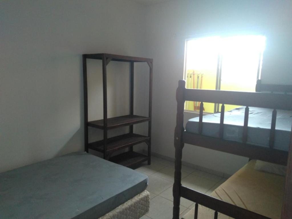  Casa Guaratuba 3 quadras da praia.