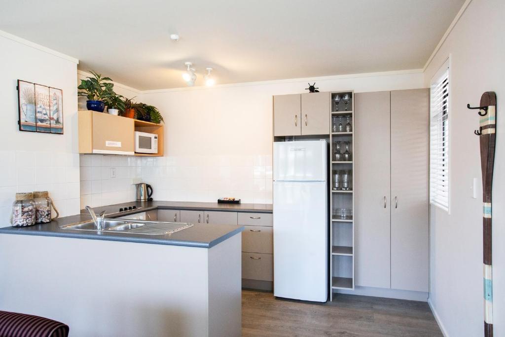 Capri on Pilot Bay - Resim 17