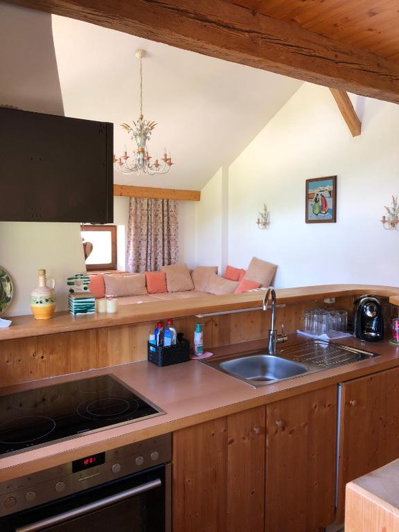 Kuchyň nebo kuchyňský kout v ubytování Pension Thainerhof