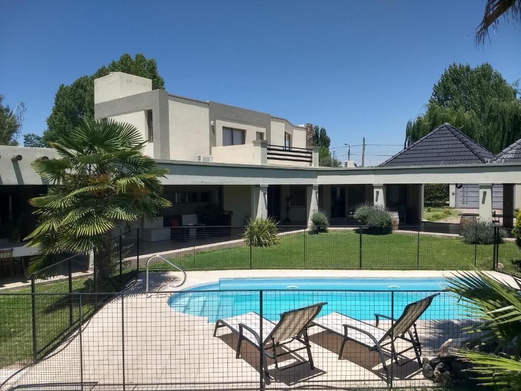 House with pool Luján de Cuyo Consulta Promo