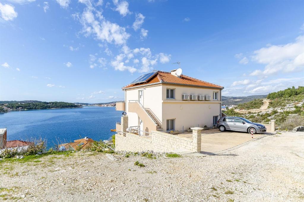 Apartments Smilje