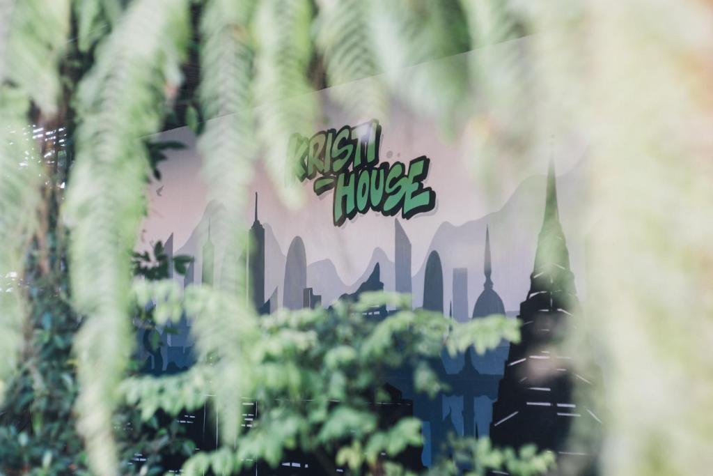 Kristi House - Resim 11