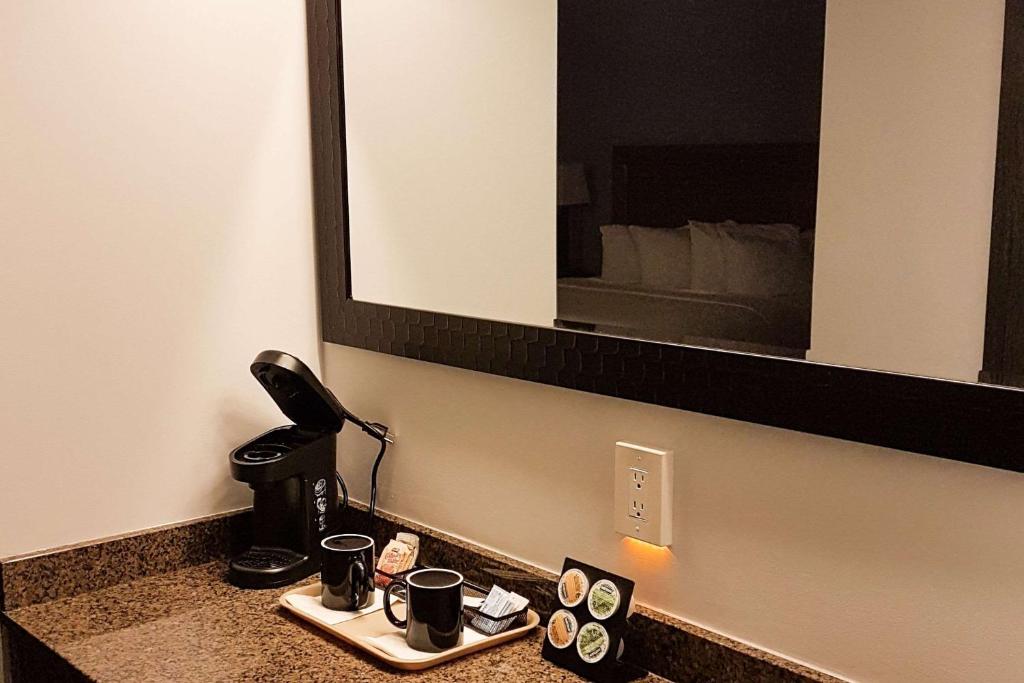 Fotografie z fotogalerie ubytování Quality Inn West Edmonton v destinaci Edmonton