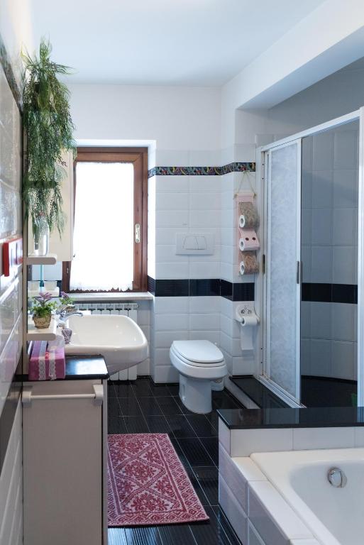 Koupelna v ubytování B&B Villa Noemi