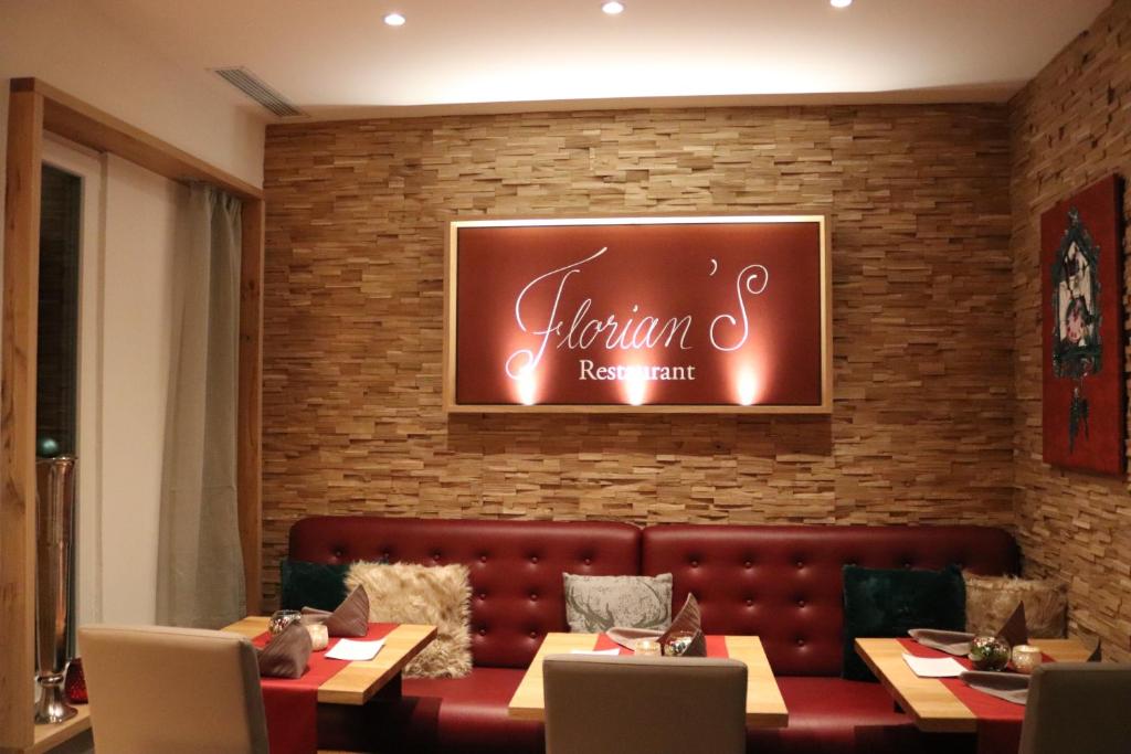 Posezení v ubytování Hotel Waldeck mit Restaurant "Florian'S"