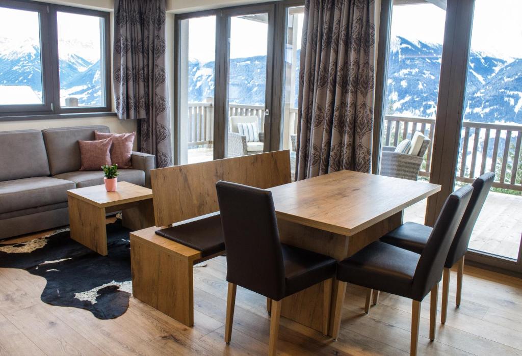 Nespecifikovaný výhled na hory nebo výhled na hory při pohledu z bed and breakfast