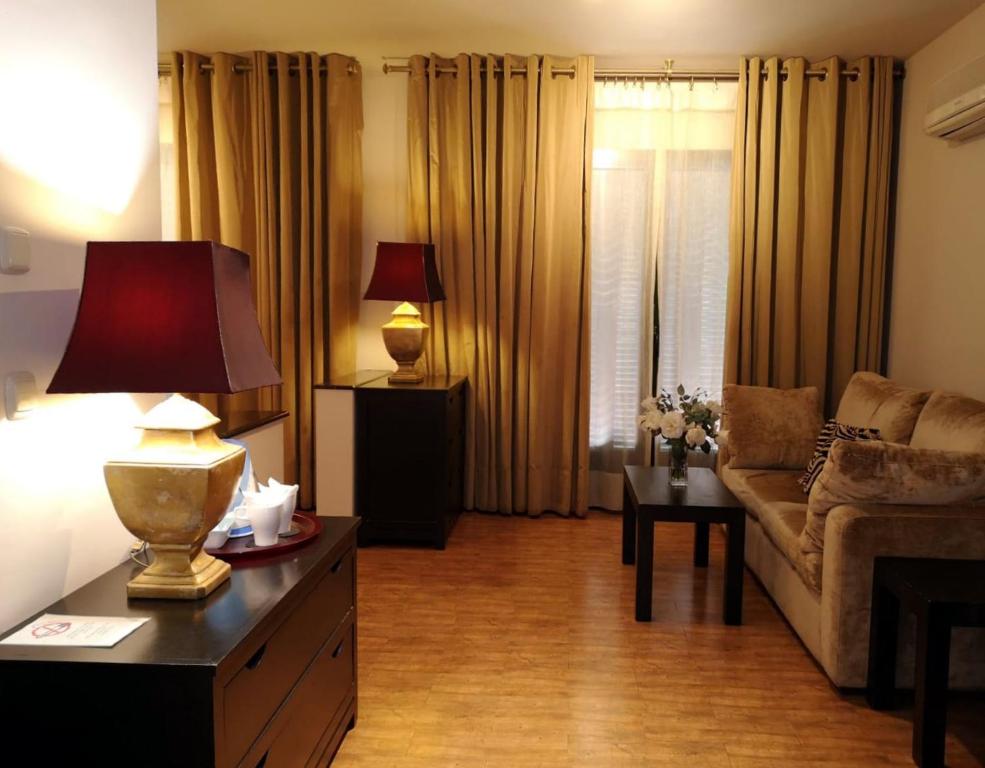 Posezení v ubytování Hostal Tres Soles