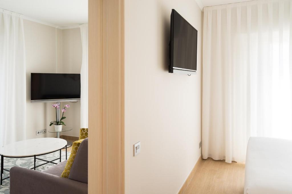 Tandem Soho Suites - 11