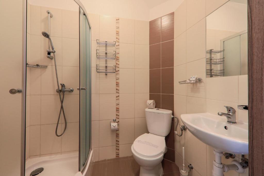 Koupelna v ubytování Hotel *** NAT Ustroń