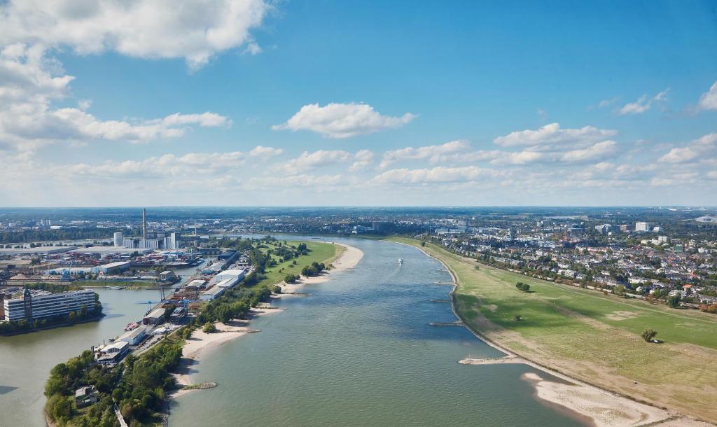 Living Hotel Düsseldorf - Resim 31