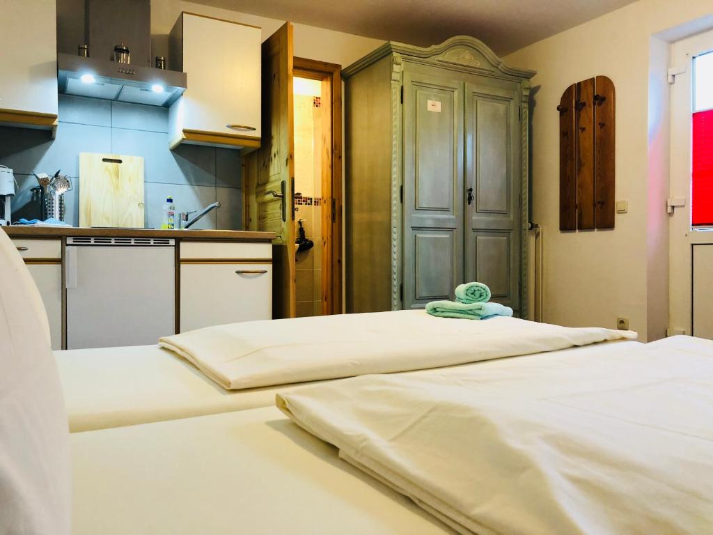 Postel nebo postele na pokoji v ubytování Appartementhaus Bergstraße