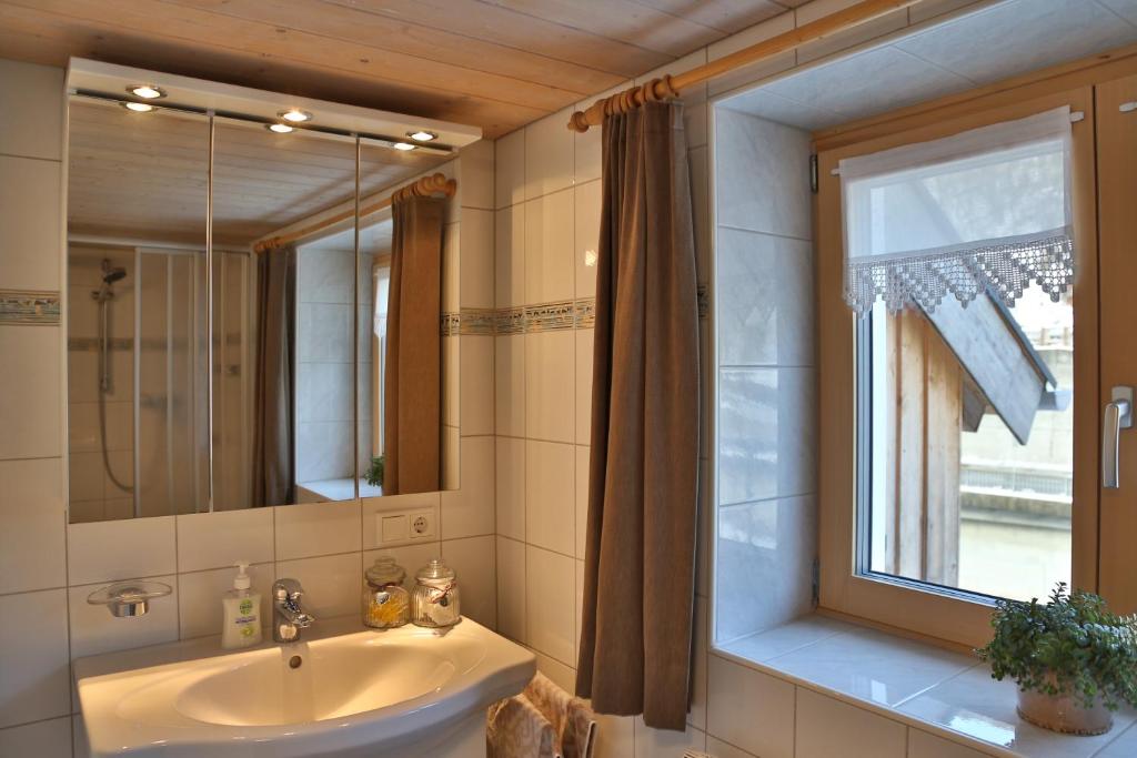 Koupelna v ubytování Apartments Hänsler