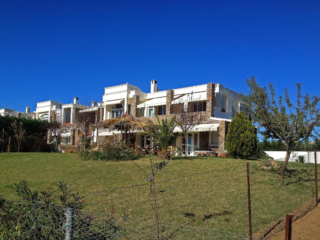 Lovely apartm.near airport - Twee Slaapkamers Appartement