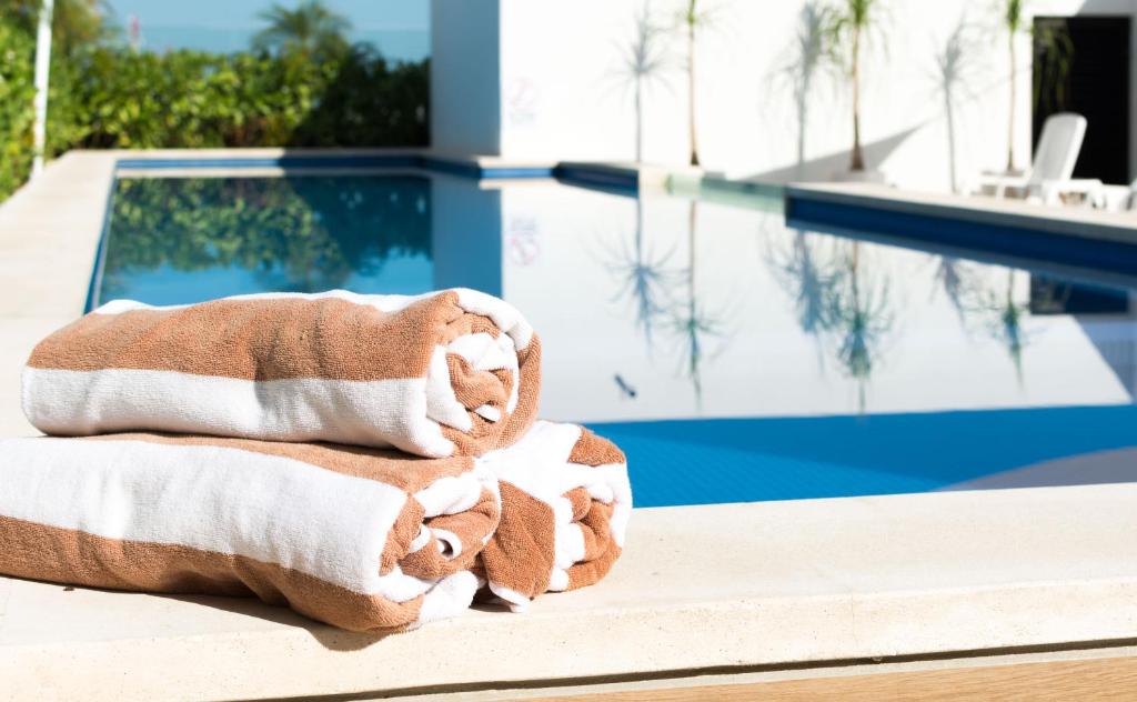 Opal Suites Apartments - Apartment With Balcony