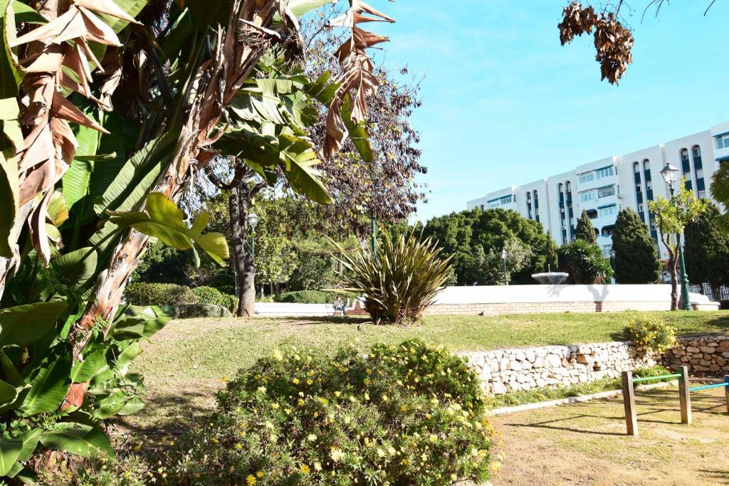 Vonkajšia záhrada v ubytovaní Letmalaga Cremades Beach