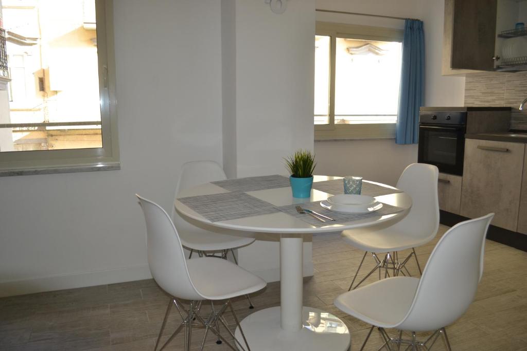Kuchnia lub aneks kuchenny w obiekcie Marina Guest Home
