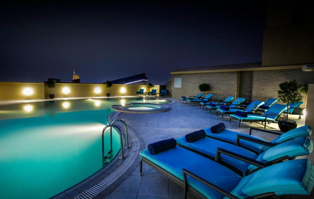 Bazén v ubytování Elite Byblos Hotel nebo v jeho okolí