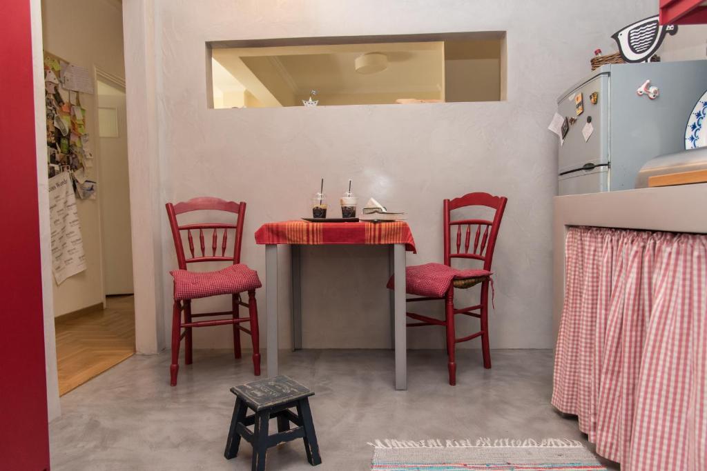 Fotografia z galérie ubytovania 2 BEDROOM APARTMENT AT THE HISTORICAL CENTER, VIEW TO ACROPOLIS v Aténach