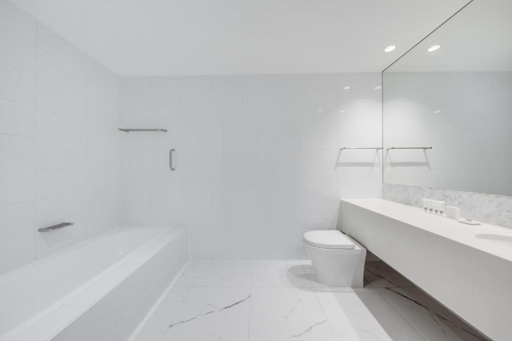 Koupelna v ubytování Vibe Hotel Sydney