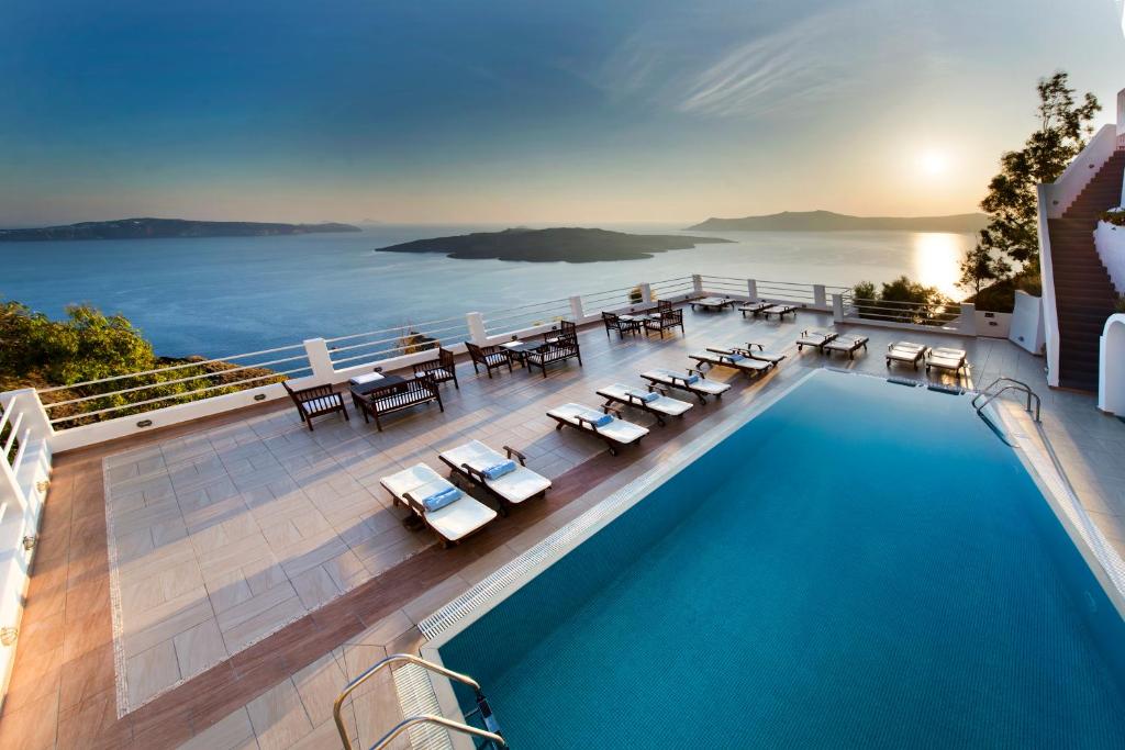 Tzekos Villas, Fira (updated prices 2025) - 5