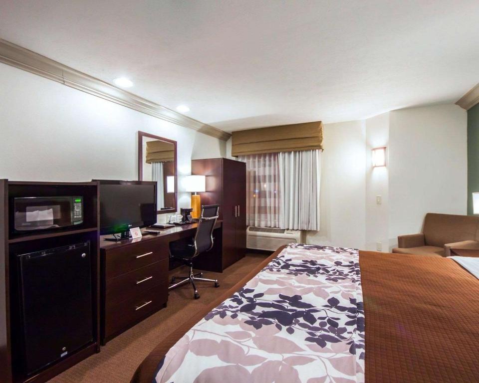 Sleep Inn & Suites Edmond near University photo
