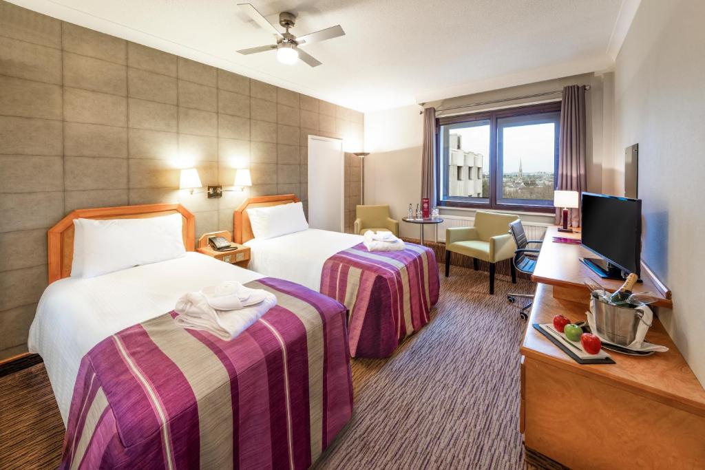 Postel nebo postele na pokoji v ubytování Copthorne Hotel Plymouth