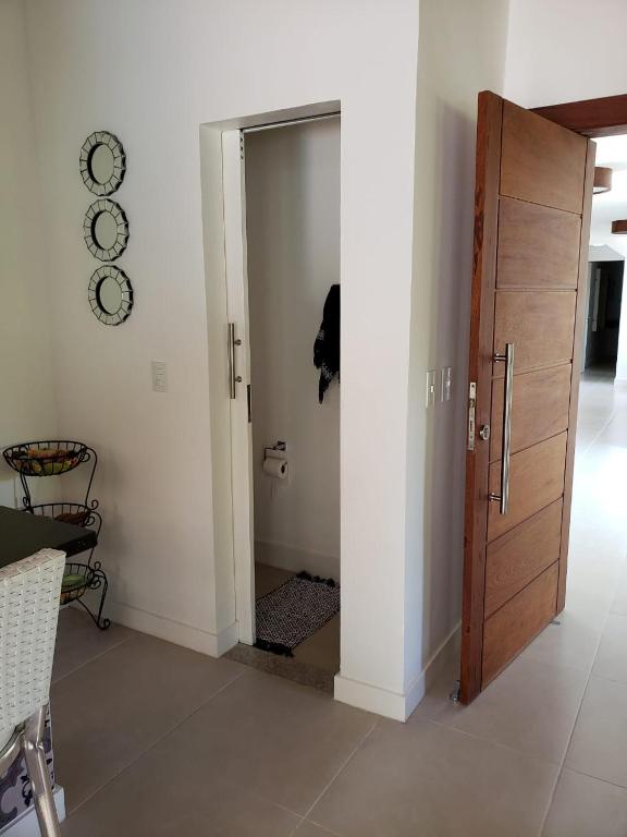  Casa em Búzios no Condomínio Jardim do Lago