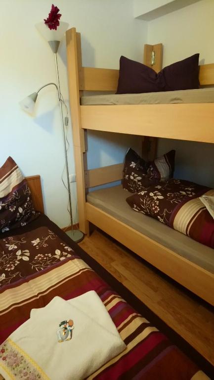 Postel nebo postele na pokoji v ubytování Haus Wastl