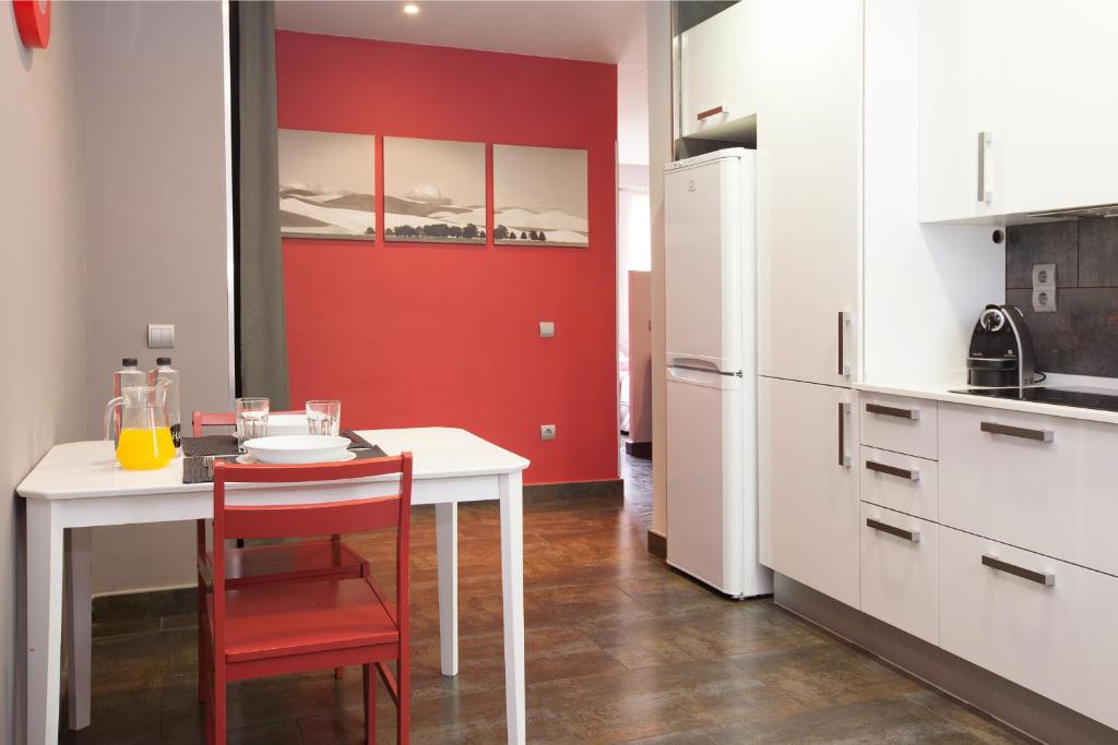 Kuchyň nebo kuchyňský kout v ubytování EasySleep Eixample