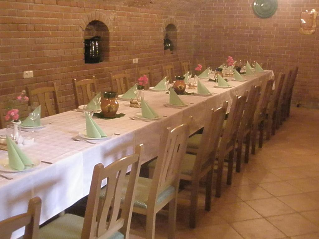 Restaurace v ubytování Nosztalgia Vendégház